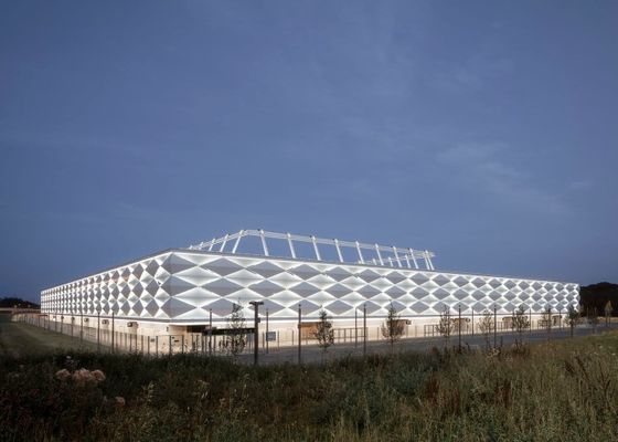 De typische Prefabgymnasium Gegalvaniseerde Lange Bouw van het Spanwijdtestaal