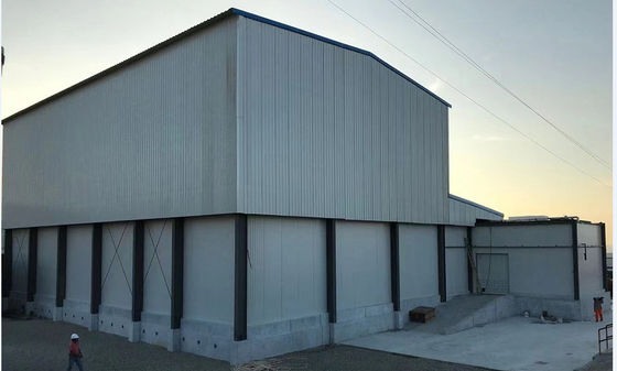 Het gegalvaniseerde Poortpakhuis van de Staalstructuur met Klantgerichte Grootte
