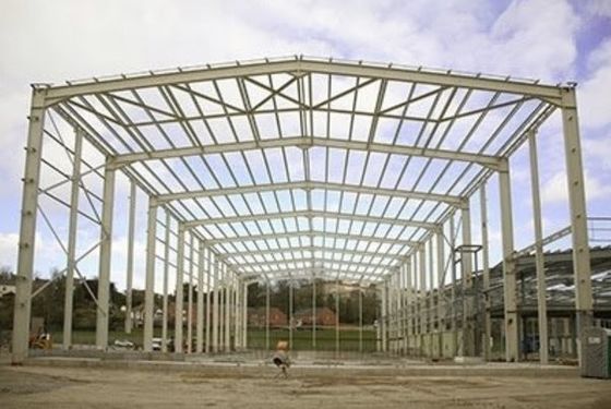 Hoogwaardige staalconstructieworkshop met snelle installatie Perfab stalen framemagazijn