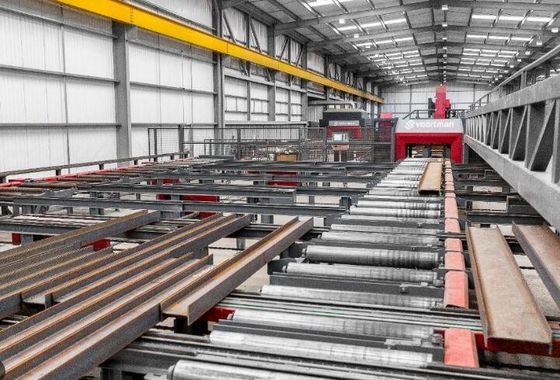 Efficiënt ontworpen staalgebouw met purlin C/Z-sectie staal industriële opslag