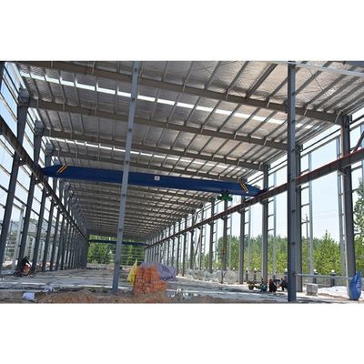 De Workshop die van het staalkader Structurele Pakhuisbouw bouwen