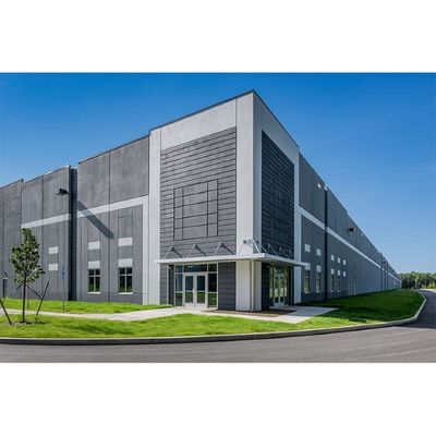 Tekeningontwerp voor staalconstructiewerkplaats met PVC-afvoerpijp