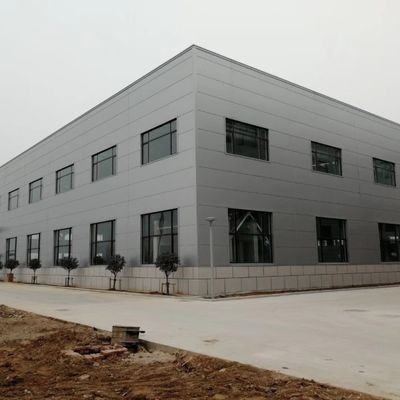 Op maat gemaakte geprefabriceerde staalconstructies Modern werkplaats