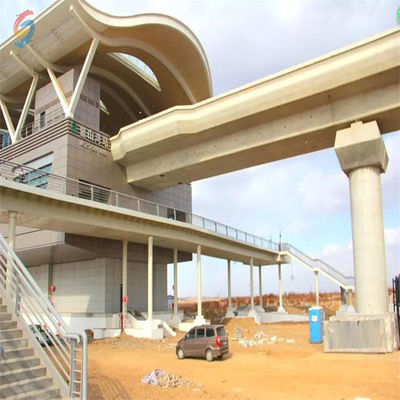 Bouw met staalframe met warmgewalst/geweld staal met H-sectie voor metrostations