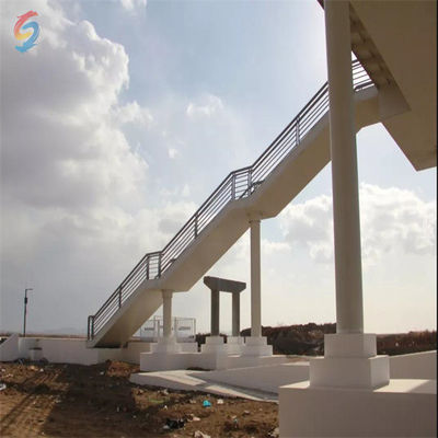 Bouw met staalframe met warmgewalst/geweld staal met H-sectie voor metrostations
