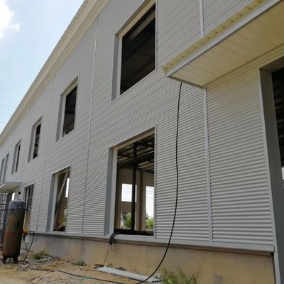 Modern ontwerp lichtmetaal gebouw prefab staalconstructie werkplaats