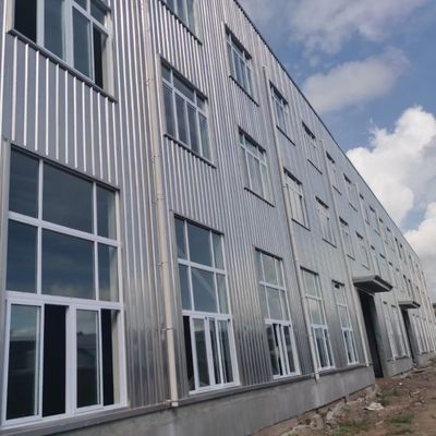 Gemakkelijk te monteren waterdicht Prefab Building Steel Structure Warehouse