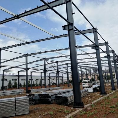 Werkplaats voor geprefabriceerde staalconstructies